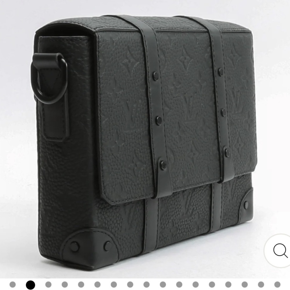 Taurillon Monogram Trunk Messenger Black